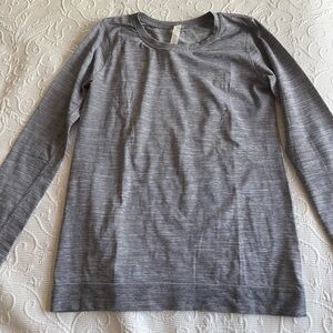 Lululemon Athletica Textured Gray Top